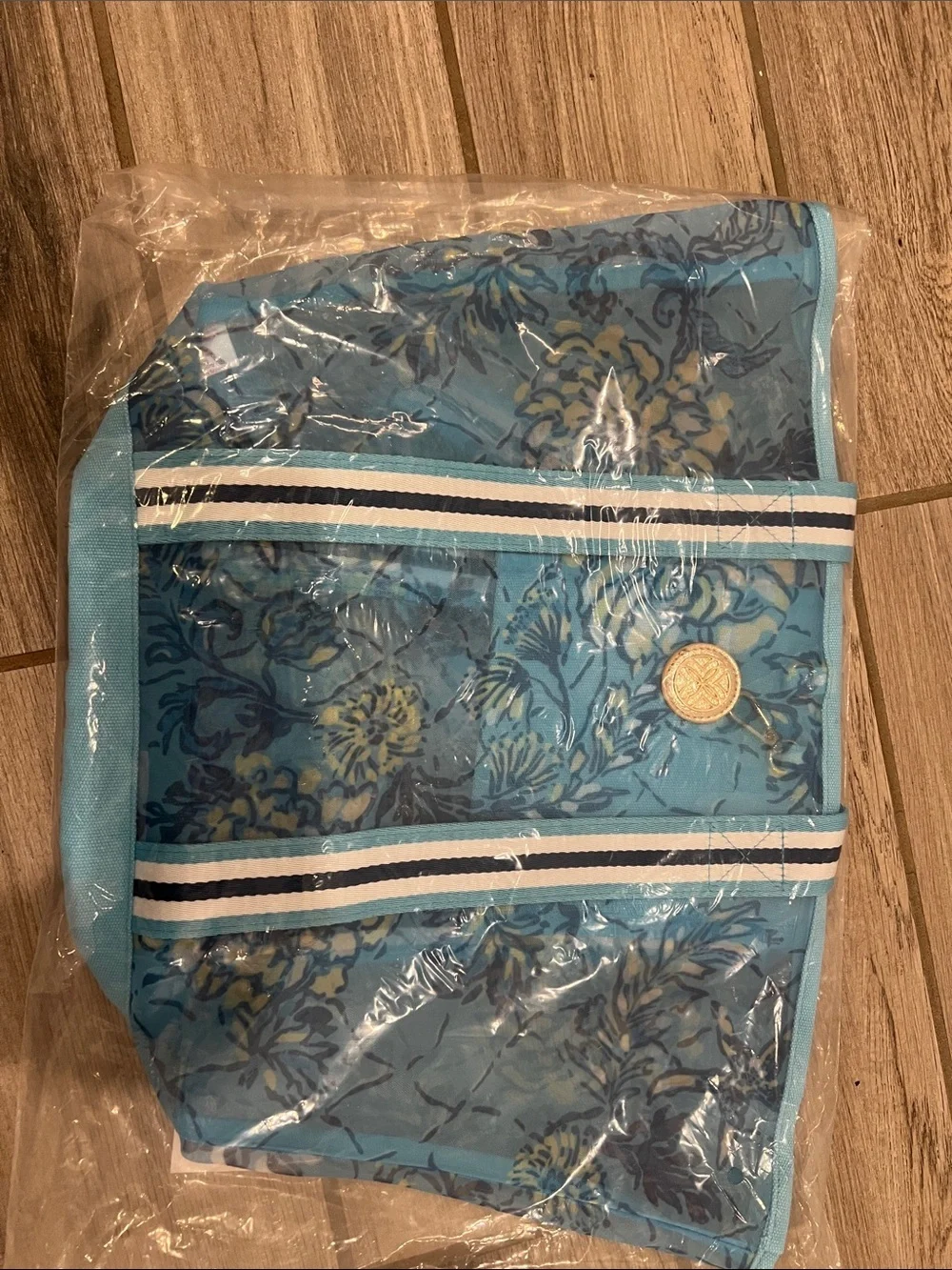 Lilly Pulitzer Printed Mesh Beach Tote Bellevue Blue Breakers Beach NWT